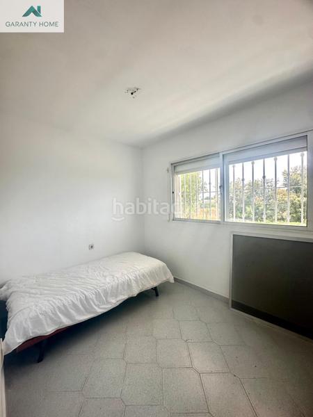 Foto a8d36bc7-4c39-4083-8a86-110704b30c1e. Location appartement avec parking dans Playamar - Benyamina Torremolinos