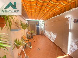 Casa a Torredonjimeno. Casa de 3 plantas en el centro de torredonjimeno espacio, comodi