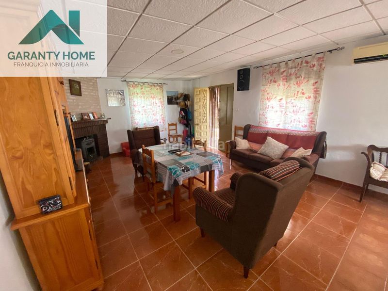 Foto 17f7b964-0d72-46c4-897a-66a9712540f6. Chalet finca con piscina y placas solares en Torredonjimeno