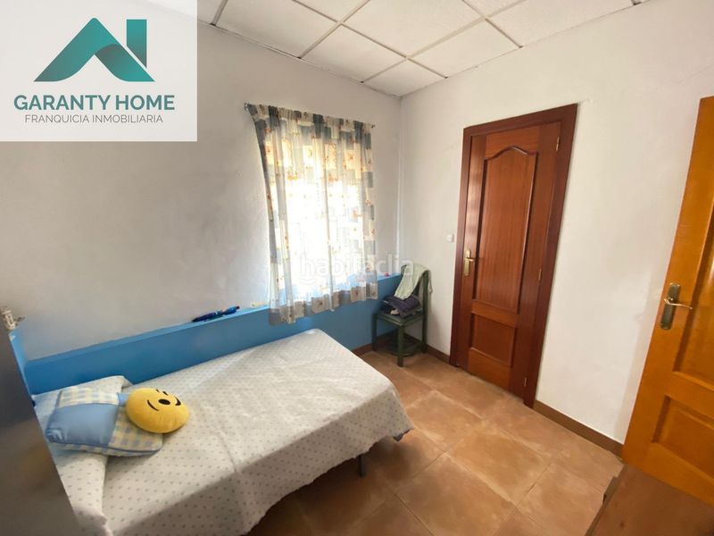 Foto 1d39592f-6558-4ce6-aa9c-4ce217d1204d. Chalet finca con piscina y placas solares en Torredonjimeno