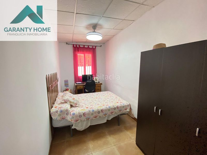 Foto 207319e1-1557-4e65-a41b-addbfe3a104d. Chalet finca con piscina y placas solares en Torredonjimeno