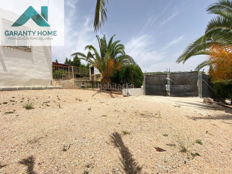 Foto 7c78aed4-2569-49da-b87e-a8f6c394a990. Chalet finca con piscina y placas solares en Torredonjimeno