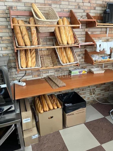 Foto 9082ce85-c629-47ae-964e-6bd3f4668f0c. Alquiler local comercial traspaso de panaderíabollería en funcionamiento ! en Fuenlabrada