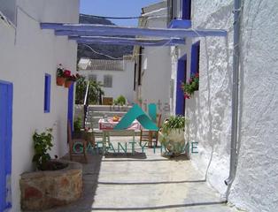 Maison à Rute. Casa rural con licencia turística en rute  las piedras