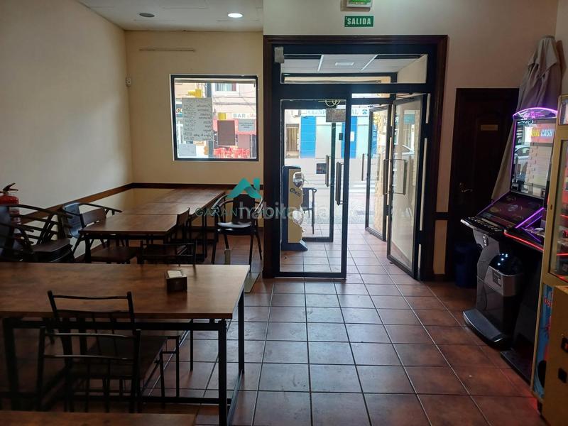 Foto 01d7d74d-615f-407c-a301-9d22425e389f. Alquiler local comercial se traspasa bar zona Santa Isabel! en Zaragoza