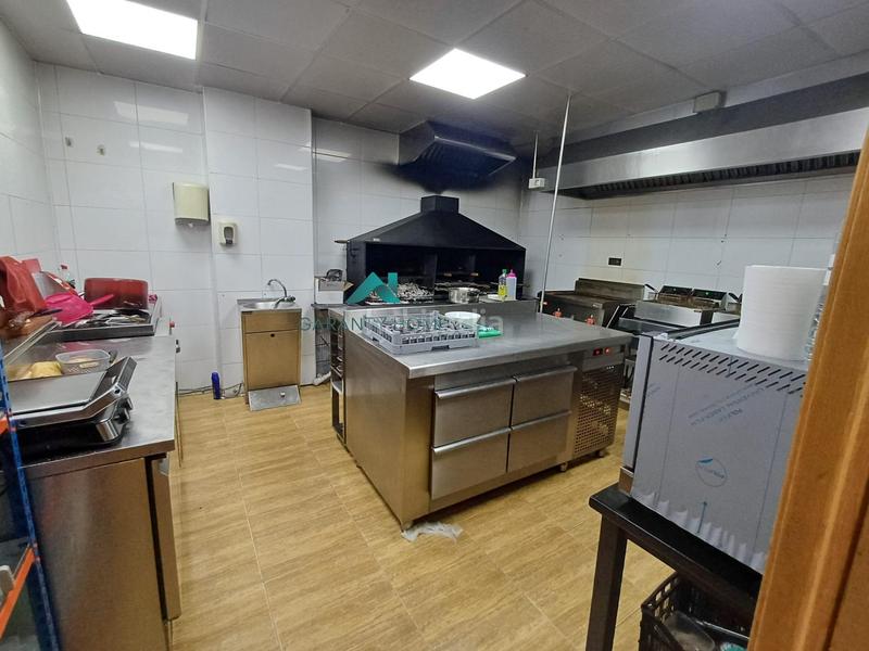 Foto b237ad7f-0bc8-4870-8e23-40d920ee7813. Lloguer local comercial a Santa Isabel Zaragoza