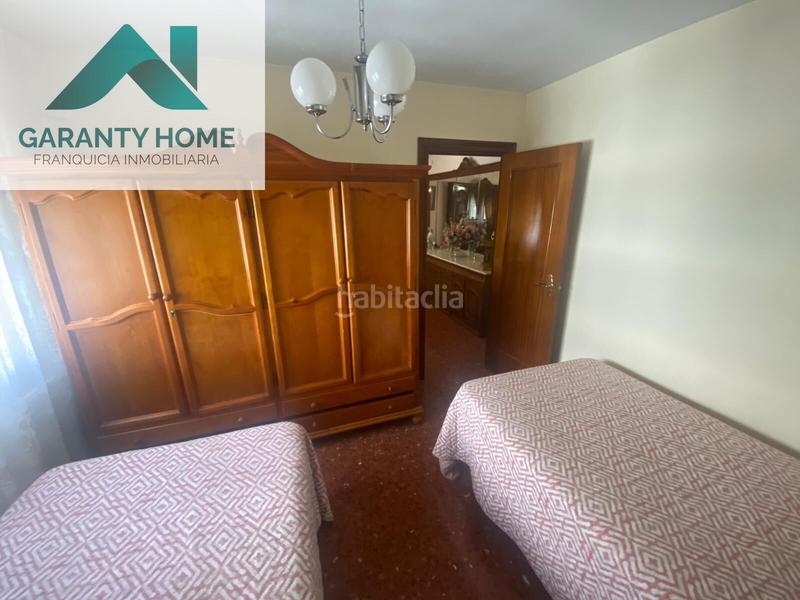 Foto b3964a65-53b4-4c33-8ec1-348565b85ac9. Piso  amplio en zona corte inglés ideal para inversión en Jaén