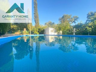 Chalet in Guardia de Jaén (La). Chalet en la guardia de jaén con piscina, parcela y vistas a la