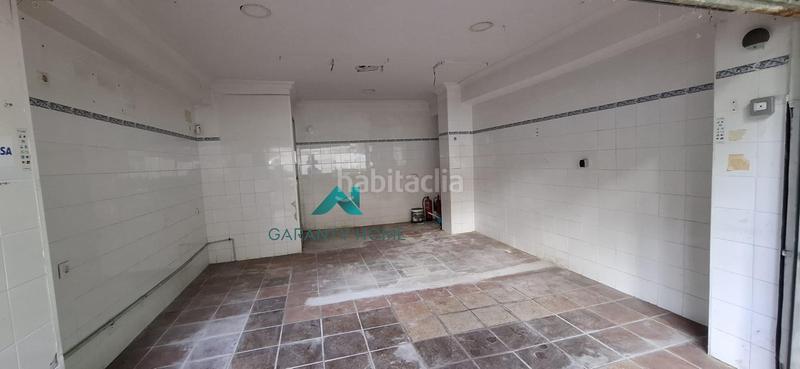 Foto 2c1d9ff9-97ca-4ac4-beca-c7dabe143870. Lloguer local comercial a San Pablo Sevilla