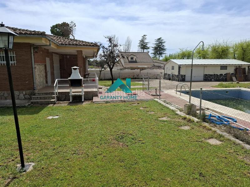 Foto 0ac142ce-8a33-46e7-9e33-c8a2316cc966. Casa con riscaldamento parcheggio piscina in Villar del Olmo