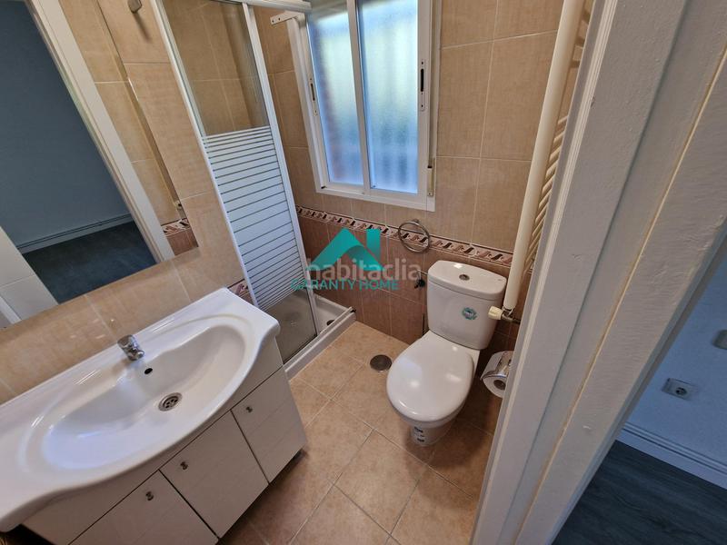 Foto d18431b9-c40f-4371-bd3d-24dcd0436842. Casa con riscaldamento parcheggio piscina in Villar del Olmo