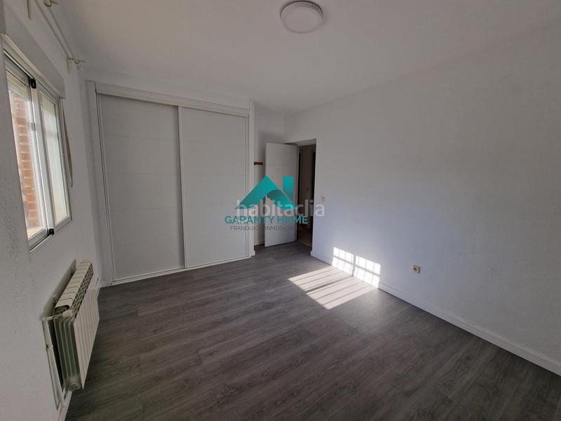 Foto deff2e02-e4ba-4b46-9c9c-b669d29614e6. Casa con riscaldamento parcheggio piscina in Villar del Olmo