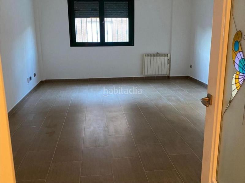 Foto 30f8de51-4003-4f10-a7ed-f9c32b9e5615. Piso  en Borox