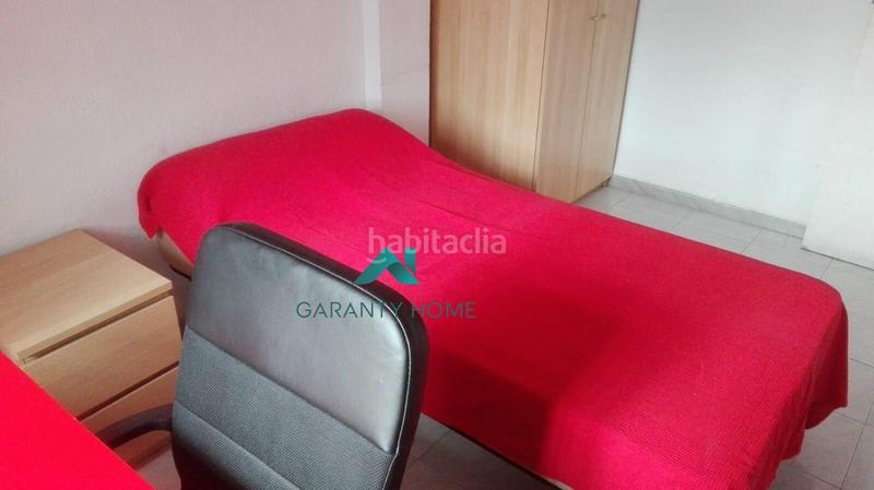 Foto d6c269b1-6698-4256-a97f-c371cb0a4fb2. Miete etagenwohnung mit heizung in sector sur - la palmera - reina mercedes Sevilla