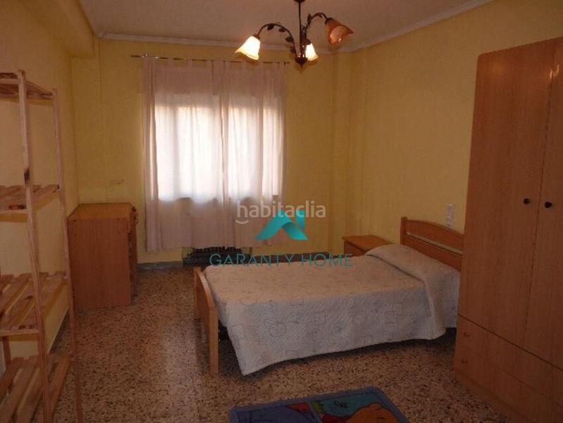 Foto c943206f-d210-4f3b-a24e-07b87533f018. Rent flat with heating in Carmelitas Salamanca