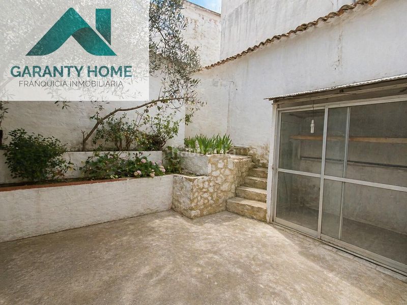 Foto 057587d0-c83e-4551-aaf7-f2bf17c28bff. Casa adossada a Ctra. Circunvalación - La Magdalena Jaén