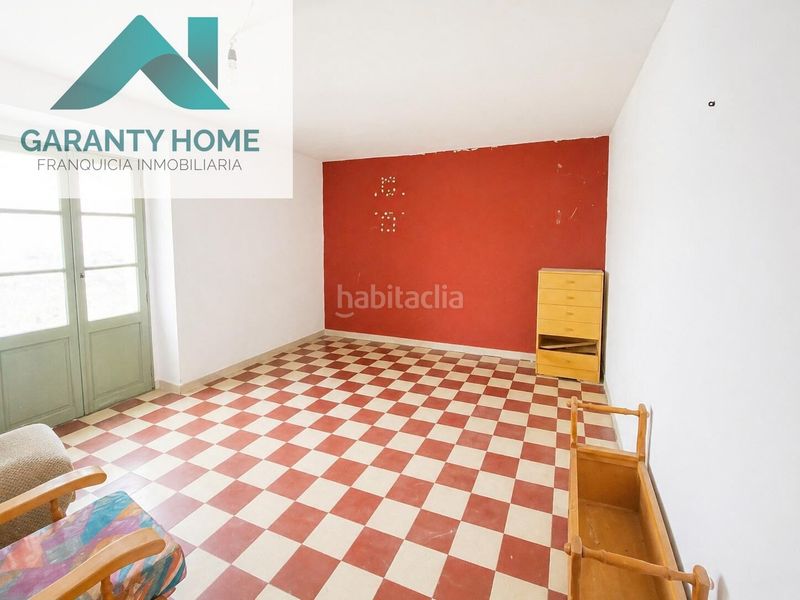 Foto a785f344-cf0c-414d-b653-9fa580f2bb3a. Casa adossada a Ctra. Circunvalación - La Magdalena Jaén