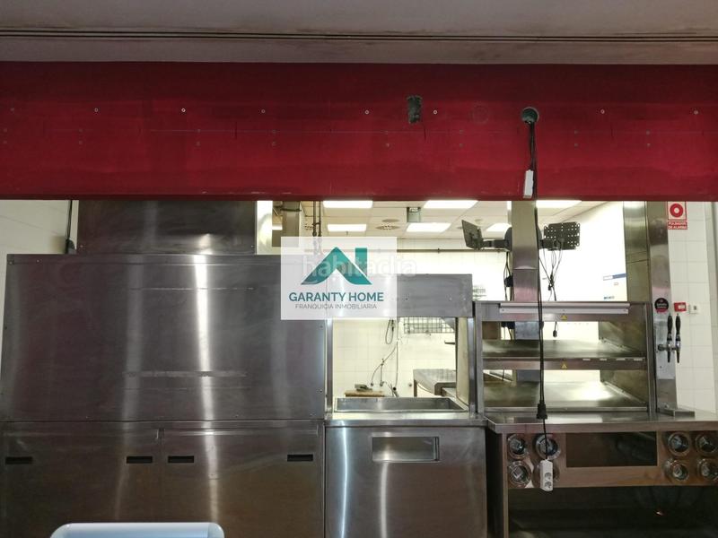 Foto 629e5266-4b35-4b38-ba64-18ff99040684. Alquiler local comercial alquiler de local comercial hosteleria, en shopping espacio coruña!! en Coruña (A)