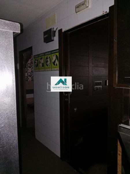 Foto b92fabbf-1668-43f1-9847-edcbab3f4de4. Rent business premise in Someso - Matogrande Coruña (A)