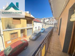 Masía en Alcaudete. Casa de 340m útiles con local de panadería en noguerones