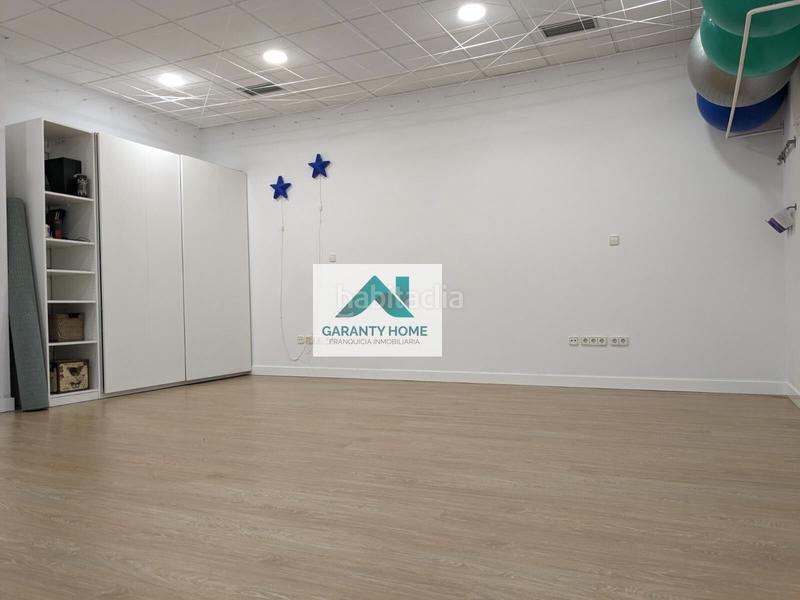 Foto 6879e7ad-adc9-4c7b-b787-60974ee68b92. Local comercial se vende local comercial de gran tamaño y alto potencial en a coruña. en Coruña (A)