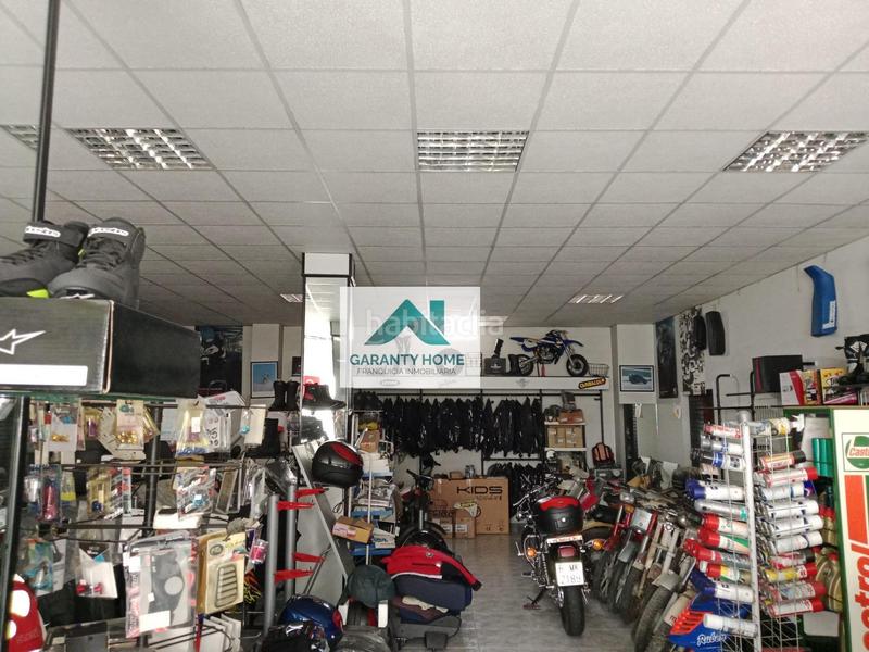 Foto a03ed241-18a4-4073-b77c-a7c876f2f690. Geschäftsraum in Fene