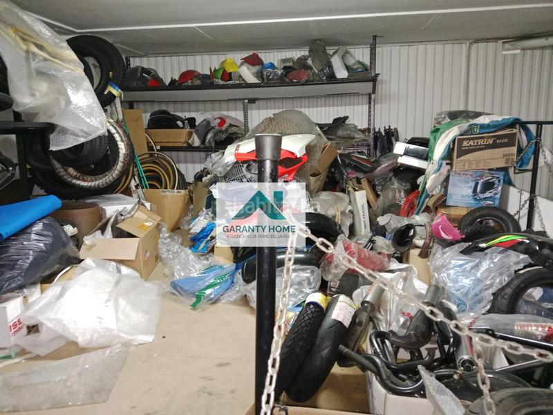 Foto fc3cb38e-5123-4536-956e-c97dab68f9ca. Geschäftsraum in Fene