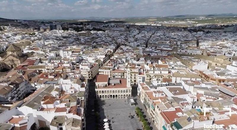 Foto b03ad73d-1902-4b9b-b814-87e8bbdf2047. Casa amb aparcament a La Calzada Lucena