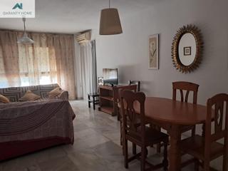 Miete Etagenwohnung in Portada Alta - Pol. Crta. De Cártama. Alquiler de piso de estudiantes en calle almogía 14, málaga