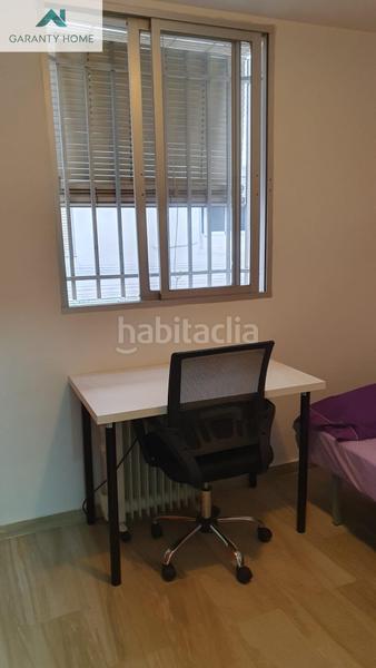 Foto 1c9ed759-038a-4730-b1f5-25b2b0bb7e00. Alquiler piso alquiler de piso en calle pintor pedro saenz, malaga en Málaga