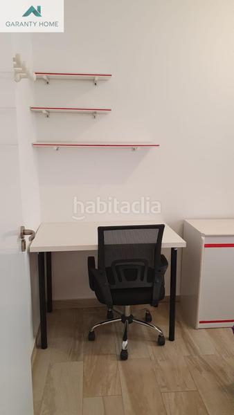 Foto 620811e2-abfe-438a-bc9c-6f03c1d7110f. Alquiler piso alquiler de piso en calle pintor pedro saenz, malaga en Málaga