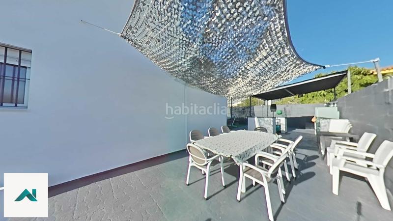 Foto cc5ebd9f-2e26-41c4-9d9e-a4448e40a27c. Chalet pinares a 5 min de la playa y del centro visita este chalet con tour virtual sin moverte de casa en Lepe