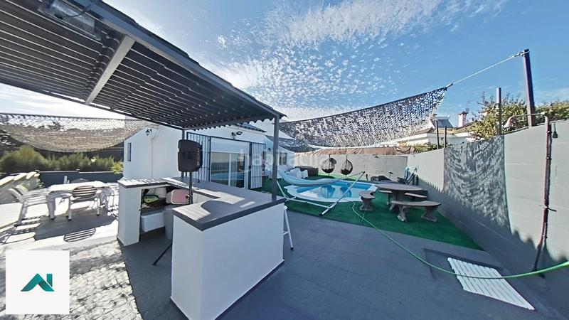 Foto eeca9519-d150-4fb0-9b76-388e22f16425. Chalet pinares a 5 min de la playa y del centro visita este chalet con tour virtual sin moverte de casa en Lepe