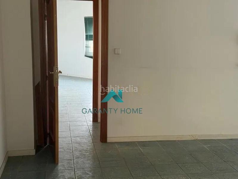 Foto 78c00367-e427-4c18-a653-7d8d5c4ec760. Miete fabrikhalle in Valmojado