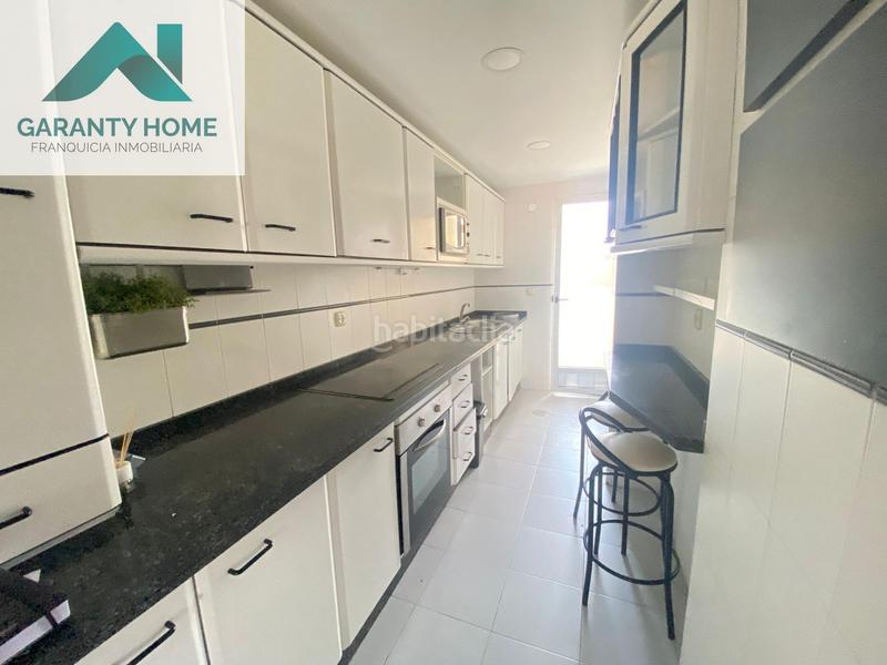 Foto 78894f41-0b28-45dc-8c1c-3652c2883a49. Rent flat with heating parking pool in Avda de Madrid - Pº de la Estación Jaén
