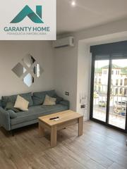 Miete Appartement in Martos. Apartamento reformado y amueblado con vistas a la plaza  en plen