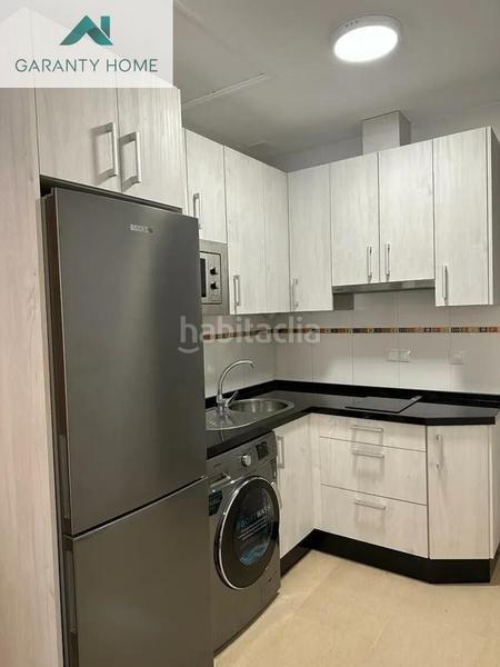 Foto d532092c-5bd4-4111-9b16-a14dfe7dab35. Alquiler planta baja fantástico piso en c. de la epidemia en Málaga