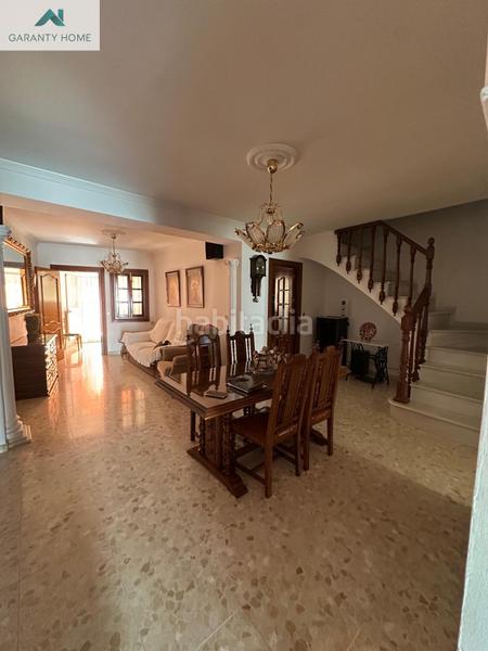 Foto 7e00b692-287c-4c23-84bc-043579d06d61. Rent house with pool in Riogordo