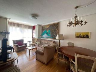 Affitto Appartamento in Bellas Vistas. Piso en alquiler en cuatro caminos con 4 habitaciones y 2 baños