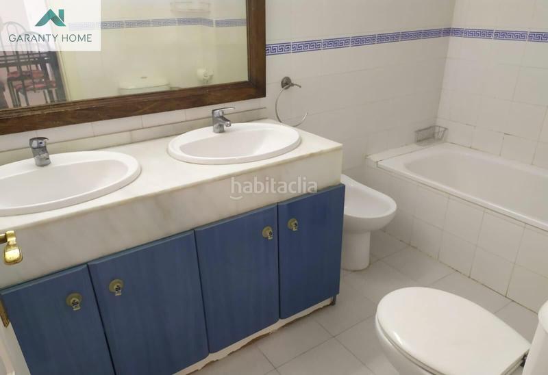 Foto dea1c1c2-c2c9-4583-9c4c-b5baa0a5b4cb. Location appartement avec parking piscine dans Zona Centro Comercial Torrequebrada Benalmádena