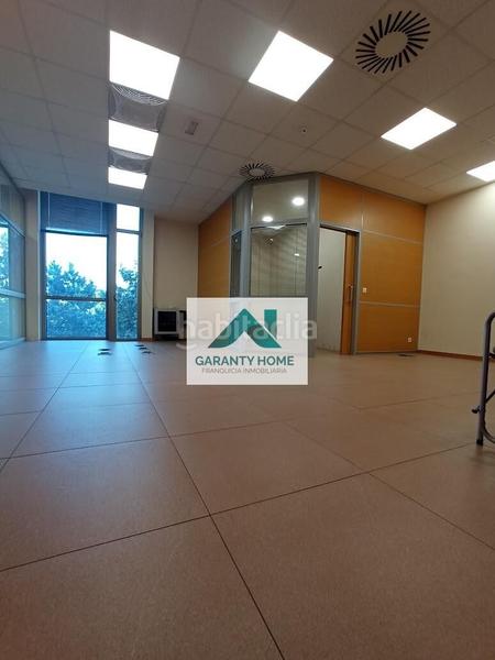 Foto 42240177-b210-4a76-81cc-3d56aeb2a2c1. Miete büro mit parking in Pinar de las Rozas Rozas de Madrid (Las)