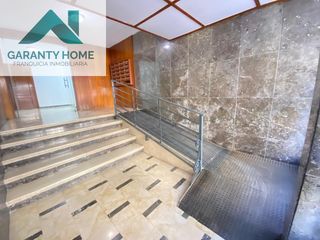 Flat in Martos. Piso en martos junto al parque con gran amplitud y balcón exteri