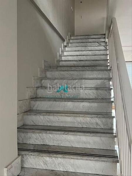 Foto 0b3ec739-0233-48b0-939e-9bbe47b674b8. Lloguer local comercial a Campo Grande Valladolid