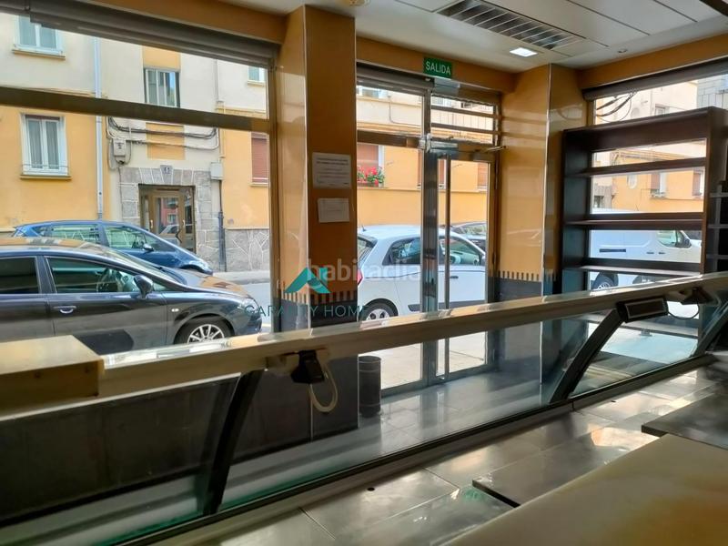 Foto 6054e203-b45f-4a53-a754-a46eebab3815. Lloguer local comercial a Eibar