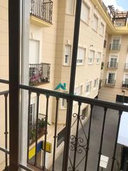 Flat in Martos. Piso en el centro de martos con 3 dormitorios y cocina equipada