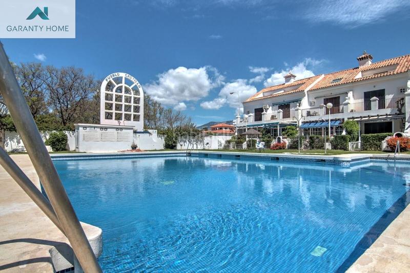 Foto bbcf369b-9d81-45ca-8fd3-4dd540ec5566. Casa adossada amb calefacció piscina a Castillo Sohail - Myramar Fuengirola