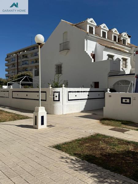 Foto be6f98ca-2313-4a07-b758-71d474a6b291. Casa adossada amb calefacció piscina a Castillo Sohail - Myramar Fuengirola