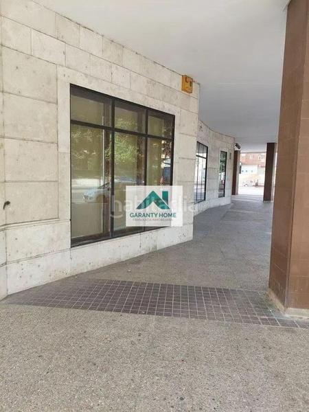 Foto e54a0f0e-1148-46d0-b1a7-ebb2417319a4. Locale commerciale in Huerta del Rey Valladolid