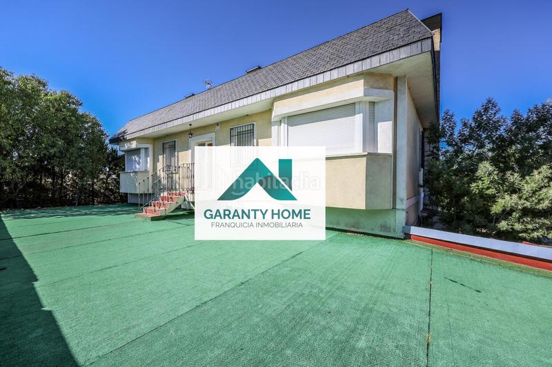 Foto 23ef0a07-cf90-4ba6-9c62-d0d60e8008e2. Chalet con riscaldamento in Urb. Calypo Navalcarnero