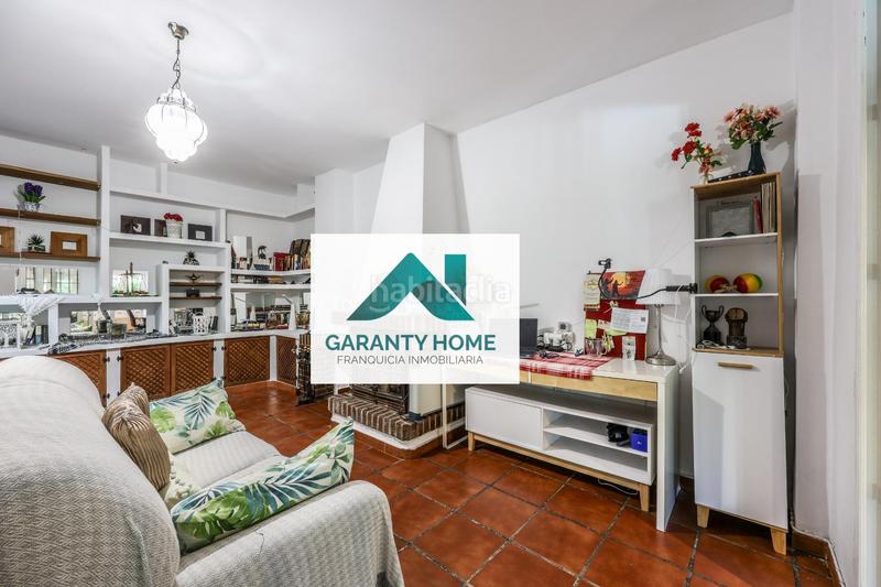 Foto c0de87ce-c572-4d6f-b19b-8a359b331116. Chalet con riscaldamento in Urb. Calypo Navalcarnero